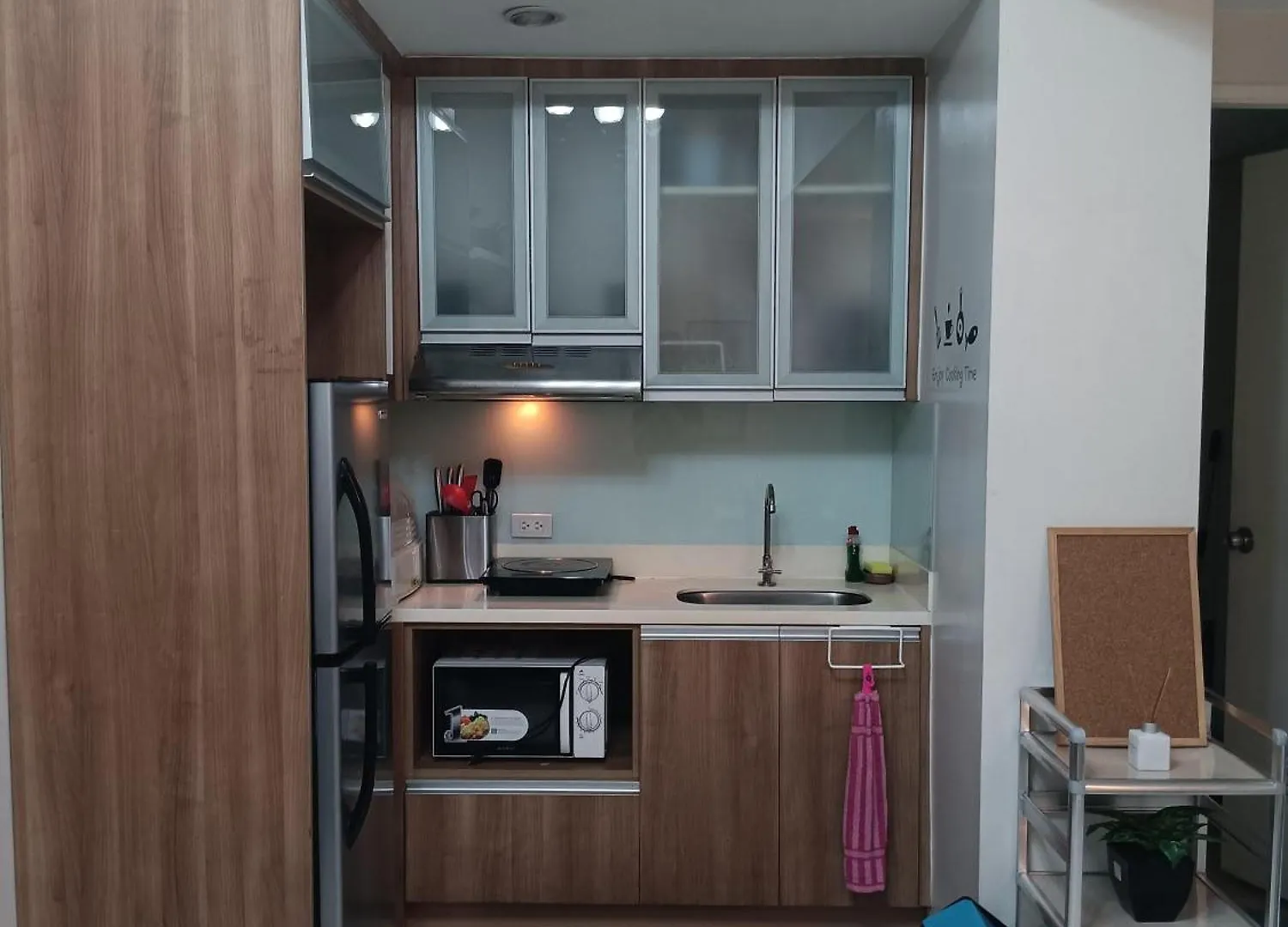 Tres Palmas 2Br Unit Taguig Self-Check-In & Wi-Fi Apartment Manila 0*,