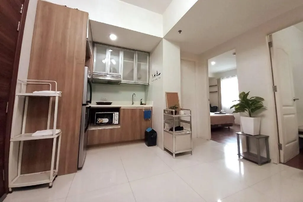 Tres Palmas 2Br Unit Taguig Self-Check-In & Wi-Fi Apartment Manila