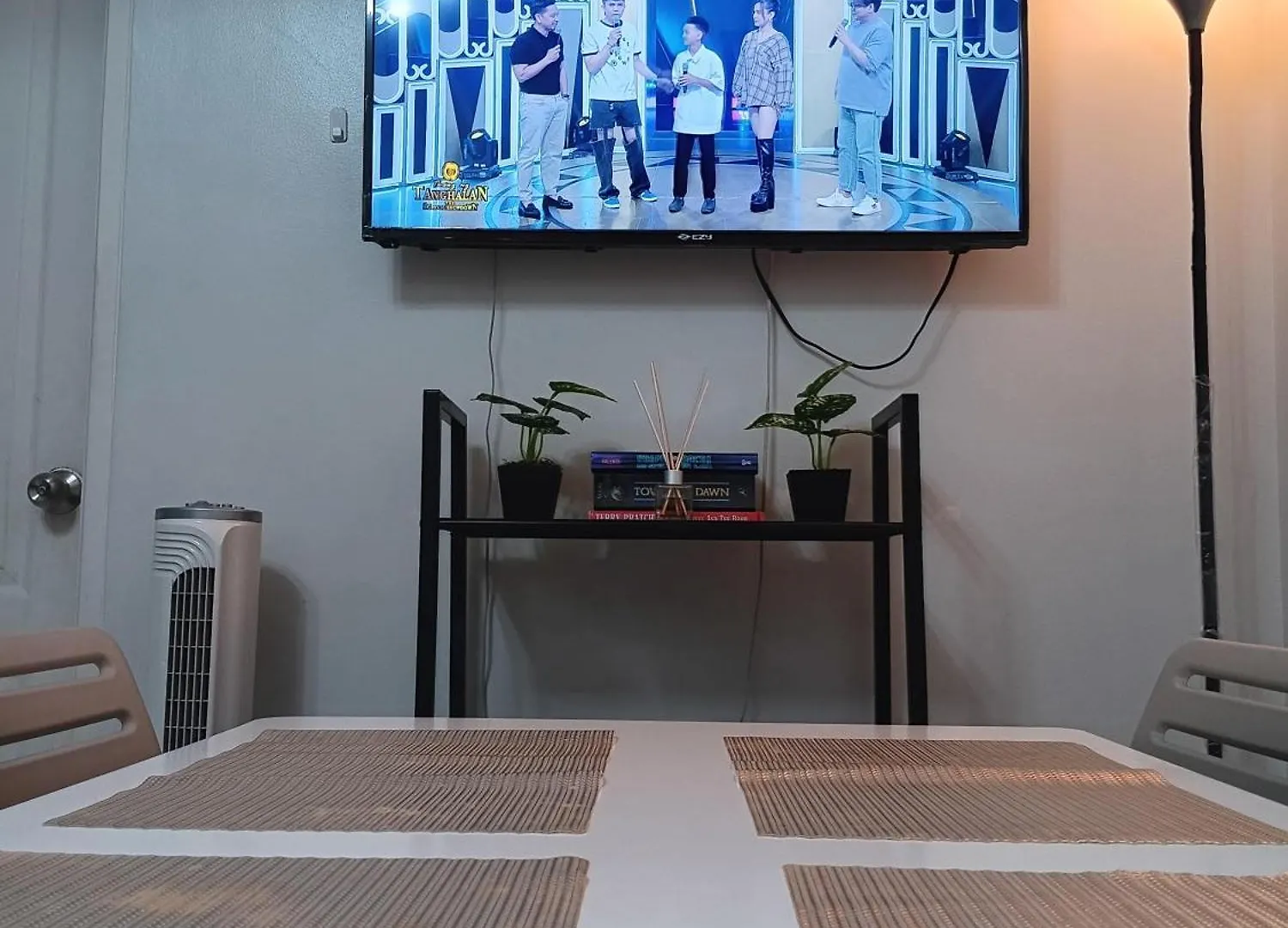 마닐라 Tres Palmas 2Br Unit Taguig Self-Check-In & Wi-Fi 아파트